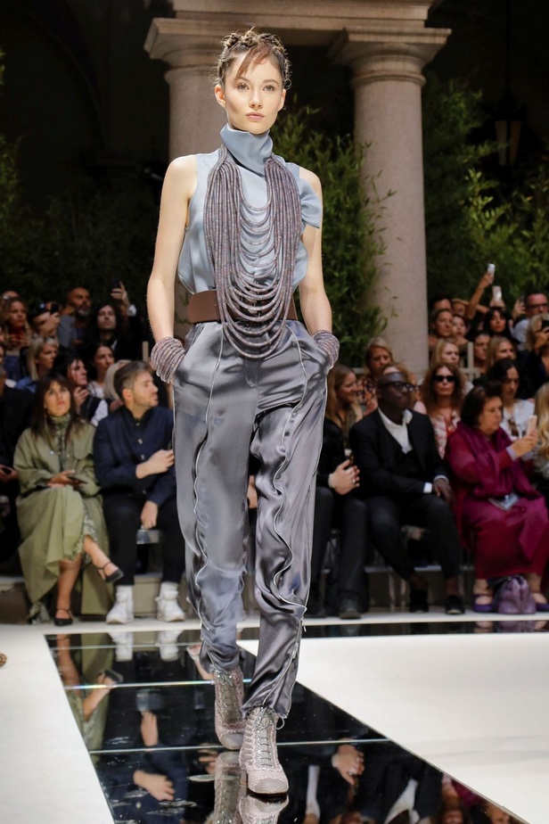 اسبوع الموضة في ميلان 2019 مجموعة GIORGIO ARMANI لربيع وصيف 2020