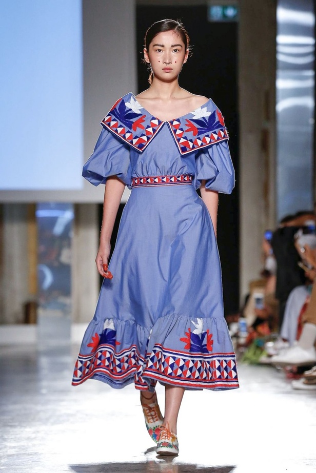 اسبوع الموضة في ميلان 2019 أزياء  STELLA JEAN الجاهزة لربيع وصيف 2020