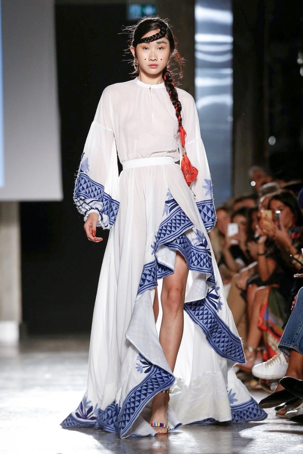 اسبوع الموضة في ميلان 2019 أزياء  STELLA JEAN الجاهزة لربيع وصيف 2020