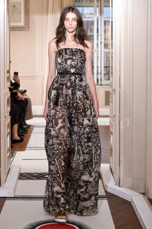 مجموعة "سكيابريلي" للهوت كوتو لموسم ربيع وصيف 2018