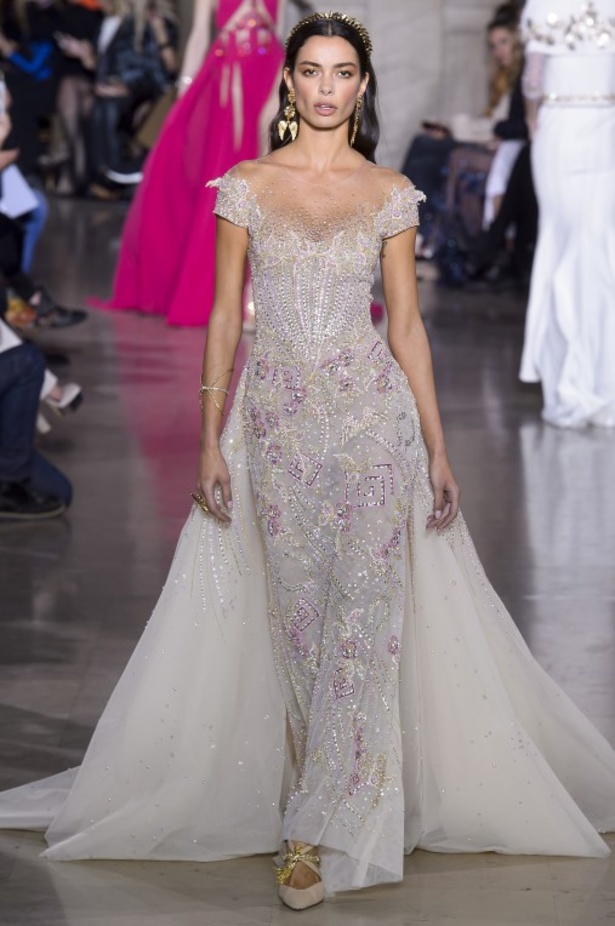 عرض ازياء جروج حقيبة لربيع وصيف 2018