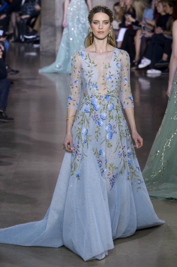 عرض ازياء جروج حقيبة لربيع وصيف 2018