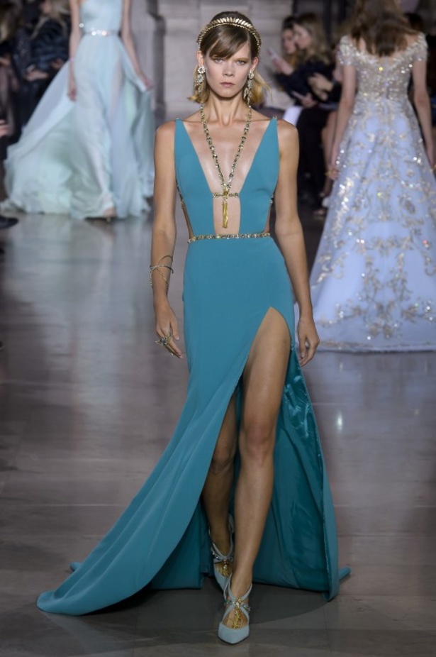 عرض ازياء جروج حقيبة لربيع وصيف 2018