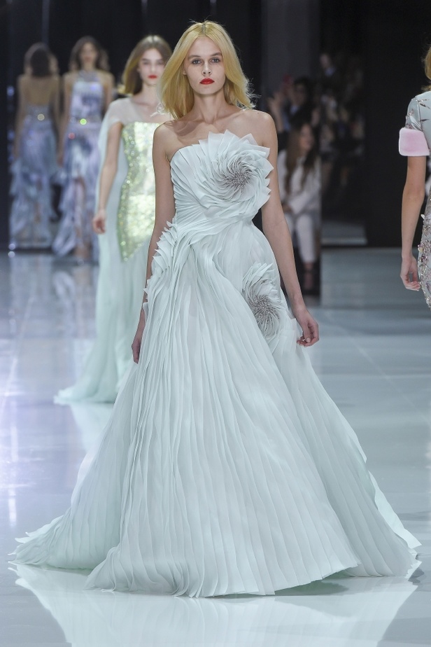 عرض ازياء رالف وروسو هوت كوتور ربيع 2018