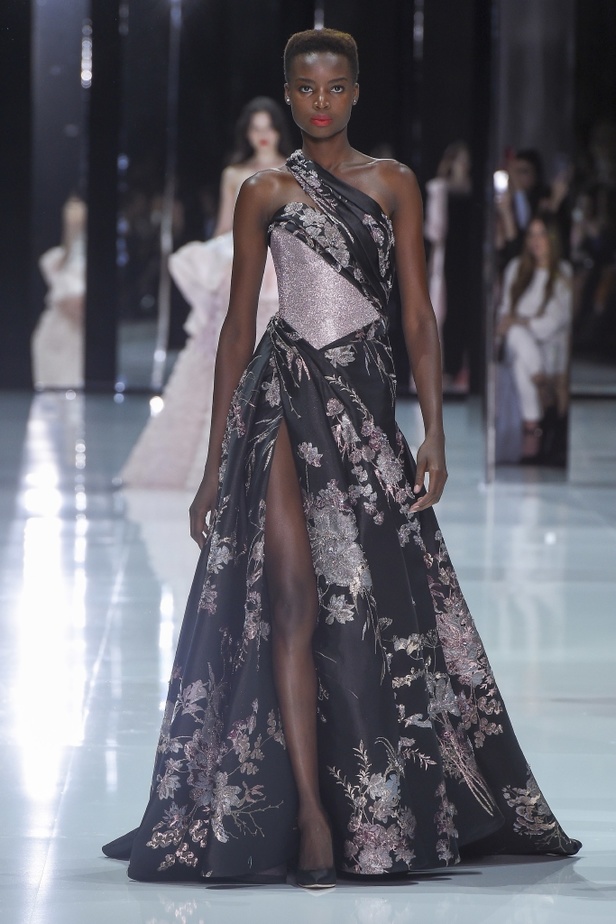 عرض ازياء رالف وروسو هوت كوتور ربيع 2018