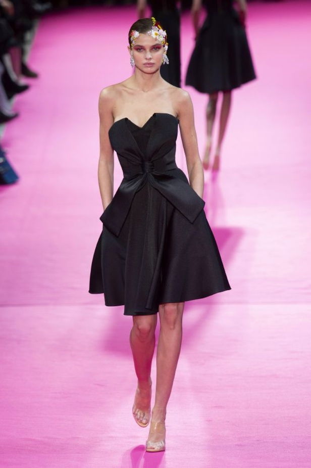 عرض أزياء Alexis Mabille لربيع 2019