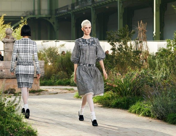 مجموعة CHANEL لربيع – صيف 2020 للأزياء الراقية