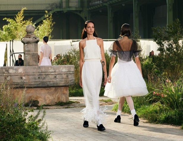 مجموعة CHANEL لربيع – صيف 2020 للأزياء الراقية
