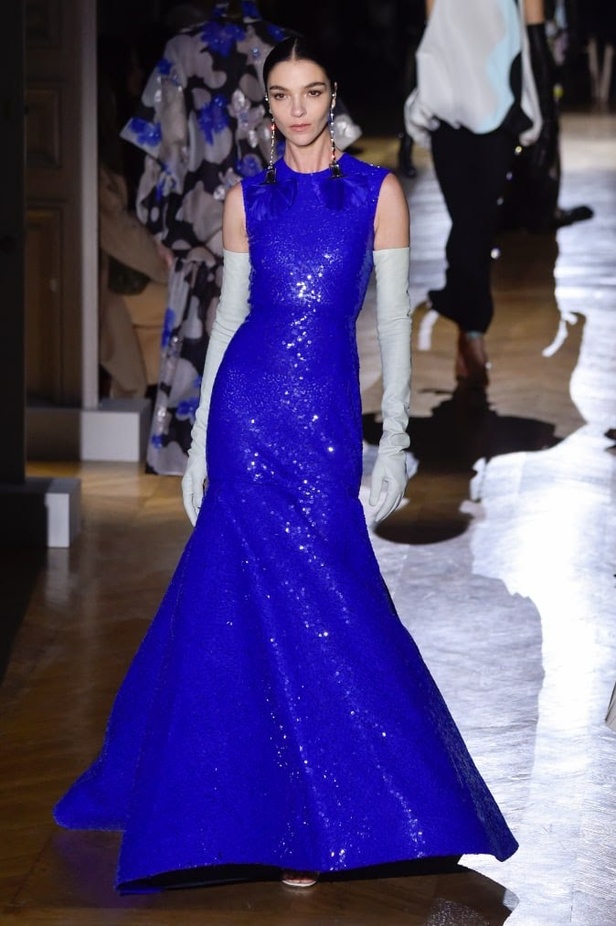 عرض مجموعة  دار Maison Valentino للأزياء الراقية ربيع وصيف 2020