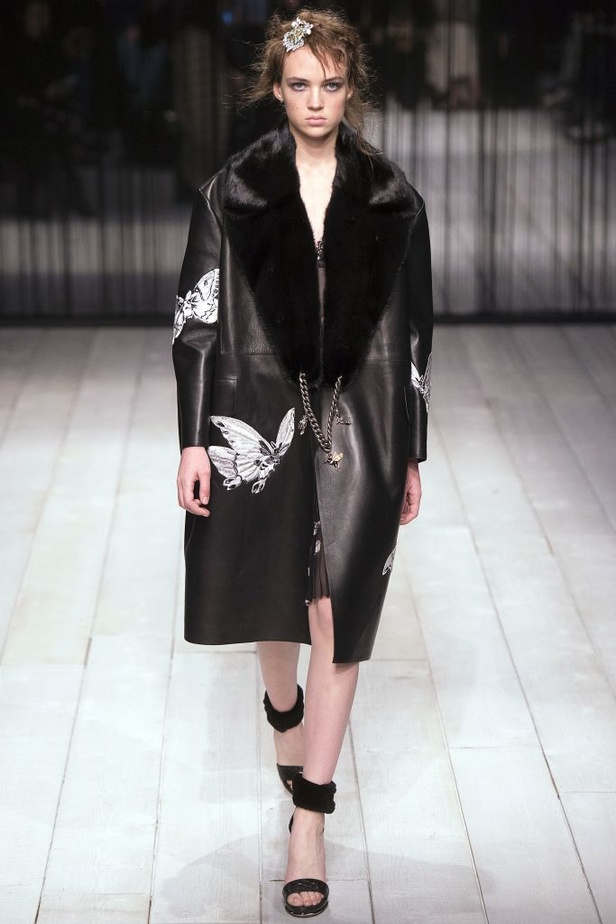 مجموعة الكسندر ماكوين لخريف وشتاء 2016