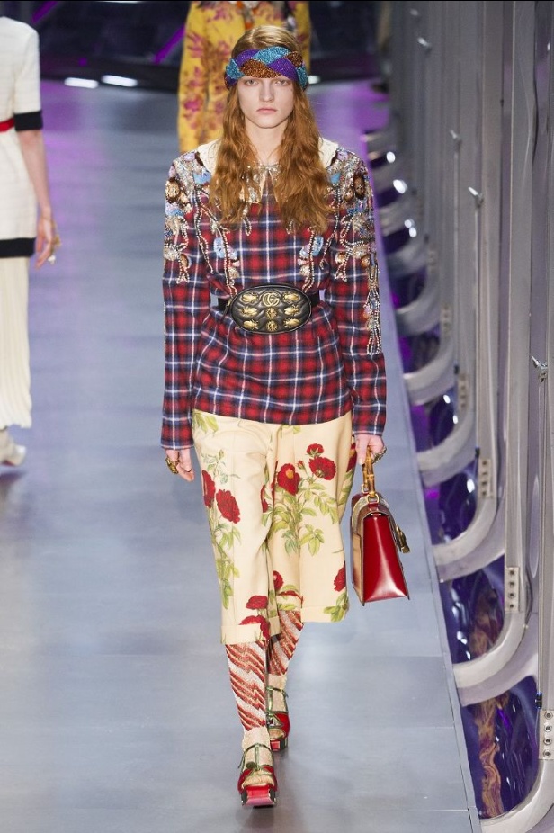 الازياء المشجرة بالوان مبهجة احدث موضة من دار غوتشي في شتاء 2018