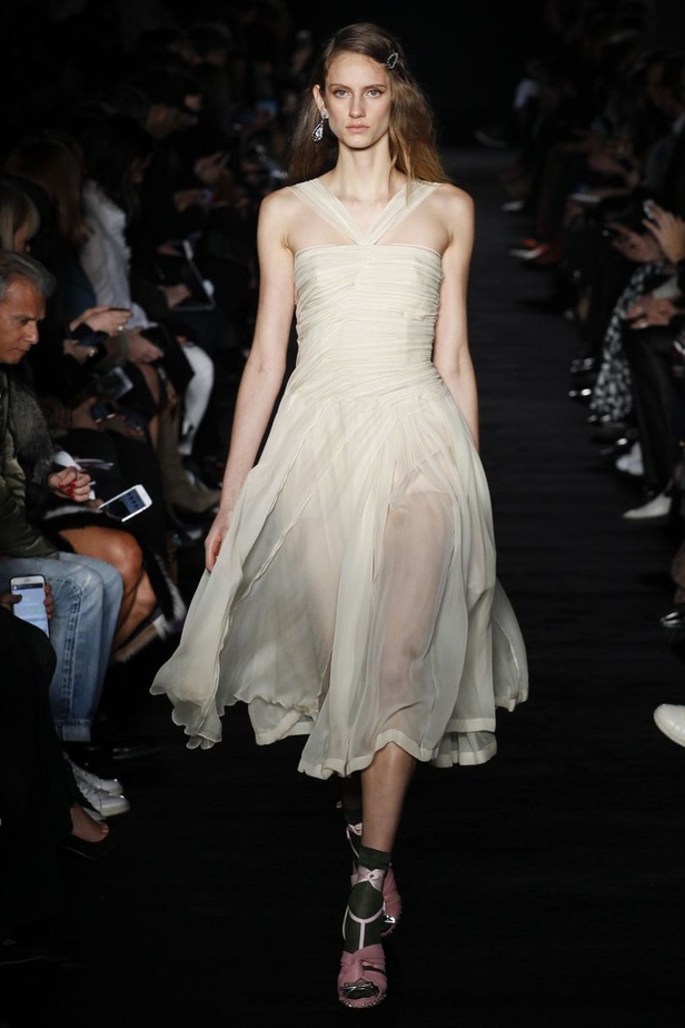 مجموعة دار N.21  لموسم خريف وشتاء 2017-2018