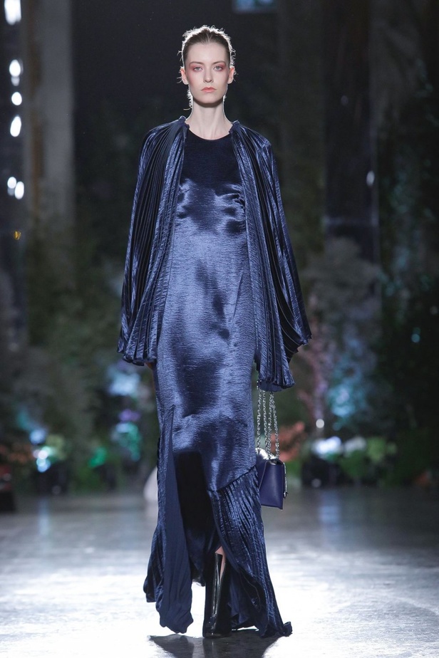 مجموعة AIGNER  للألبسة الجاهزة لخريف و شتاء 2019