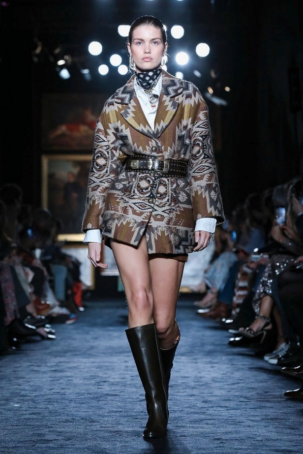 مجموعة إيترو ETRO لخريف وشتاء 2020-2021 خلال اسبوع الموضة في ميلانو