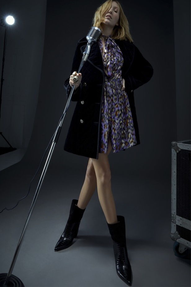 عرض أزياء Temperley London لخريف وشتاء 2022-2021