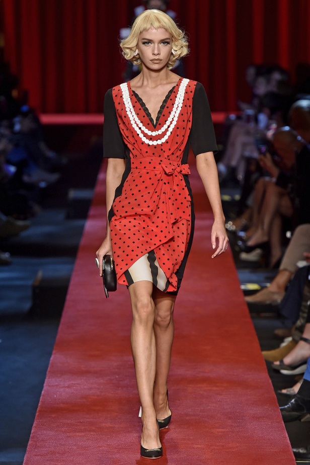 مجموعة Moschino لربيع وصيف ٢٠١٧!