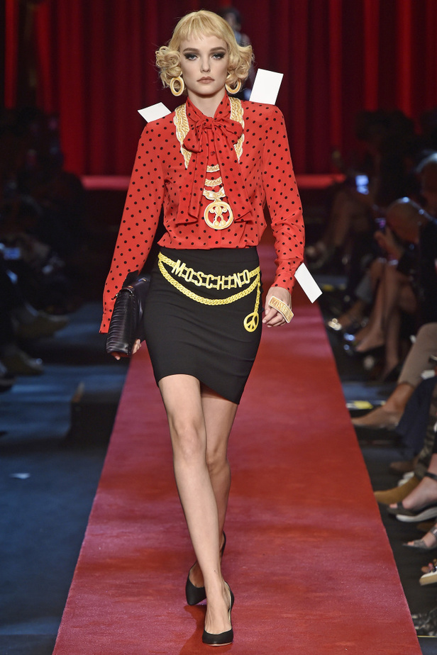 مجموعة Moschino لربيع وصيف ٢٠١٧!