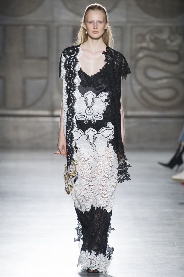 مجموعة فوستو بوغليزي لربيع و صيف 2018