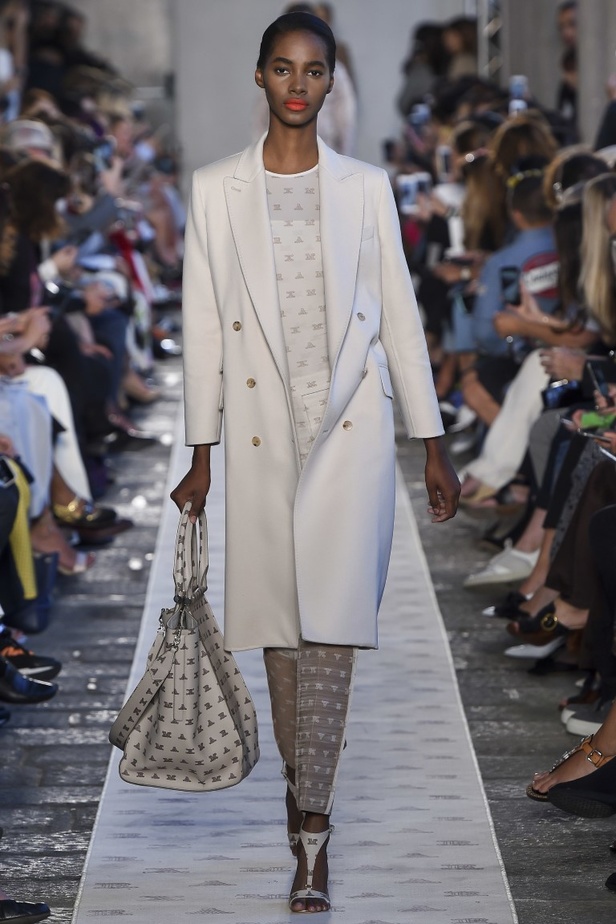 مجموعة ماكس مارا  لموسم ربيع وصيف 2018