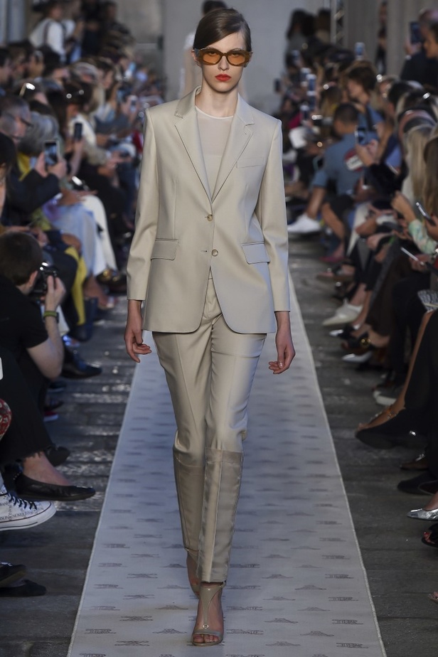 مجموعة ماكس مارا  لموسم ربيع وصيف 2018