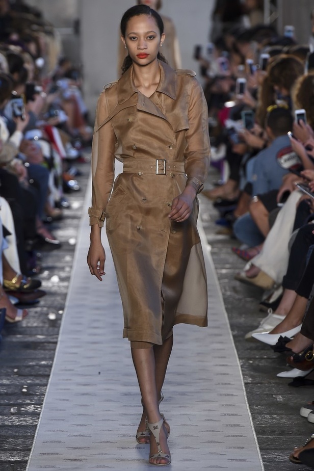 مجموعة ماكس مارا  لموسم ربيع وصيف 2018