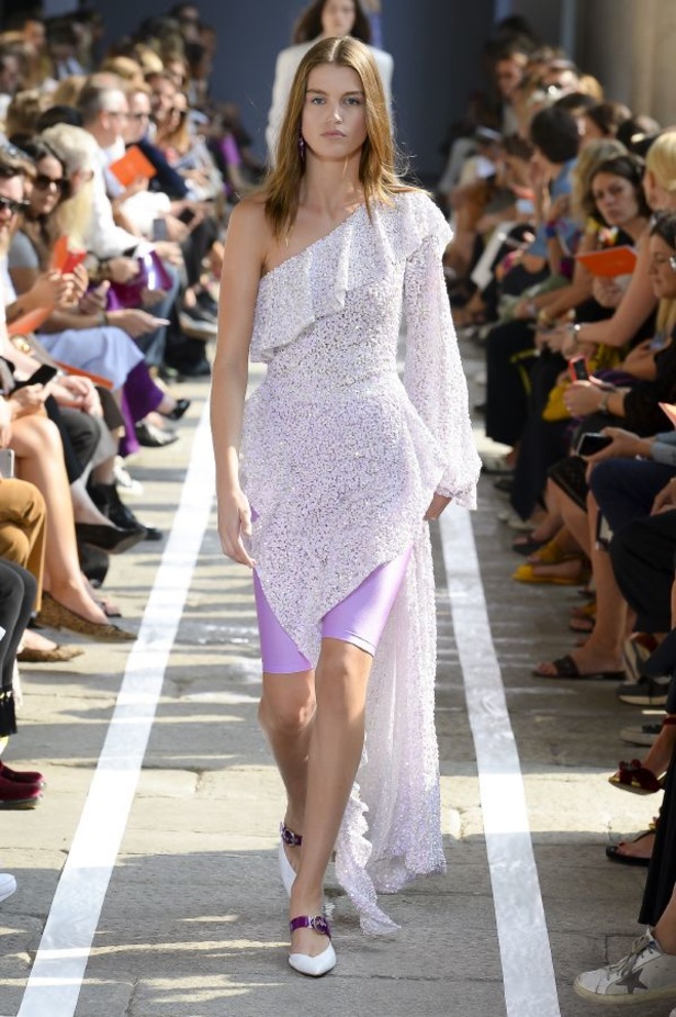 مجموعة Blumarine لربيع وصيف 2019