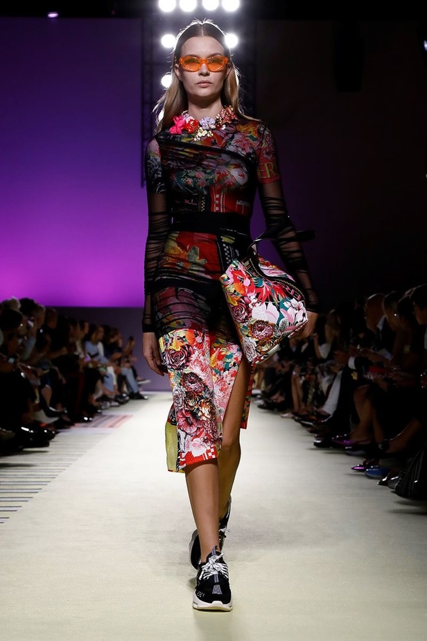 مجموعة فيرساتشي لموسم ربيع وصيف 2019