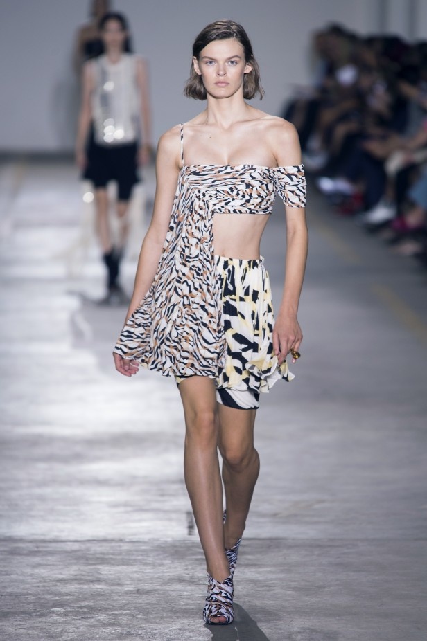 مجموعة Roberto Cavalli لربيع وصيف 2019