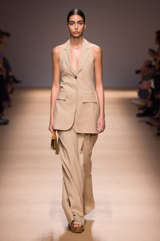 مجموعة سلفاتوري فيراغامو لموسم ربيع وصيف 2019