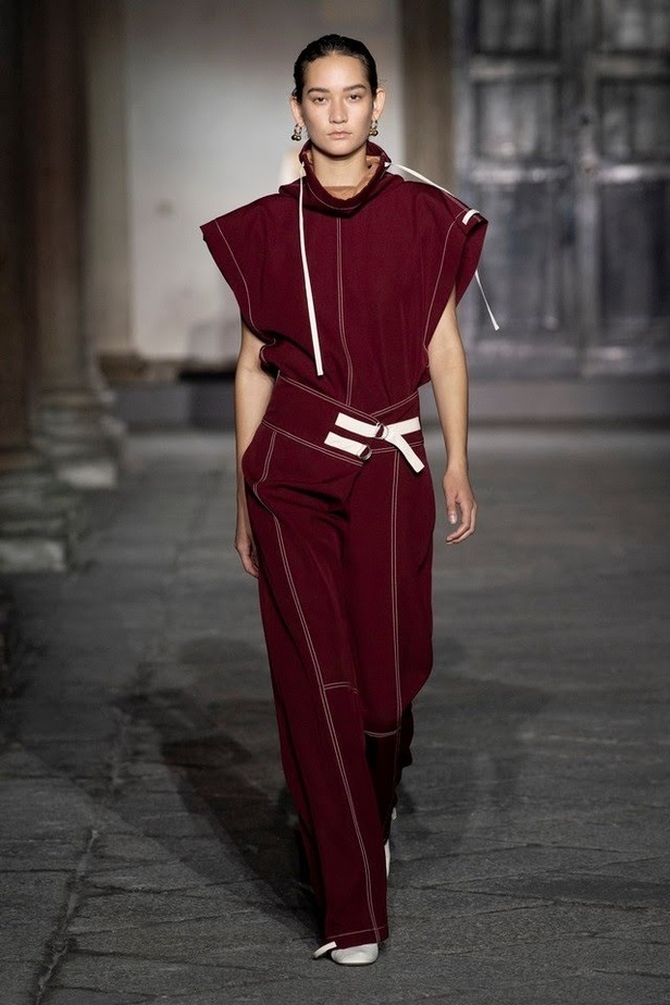 اسبوع الموضة في ميلان 2019 ازياء JIL SANDER لربيع وصيف 2020 
