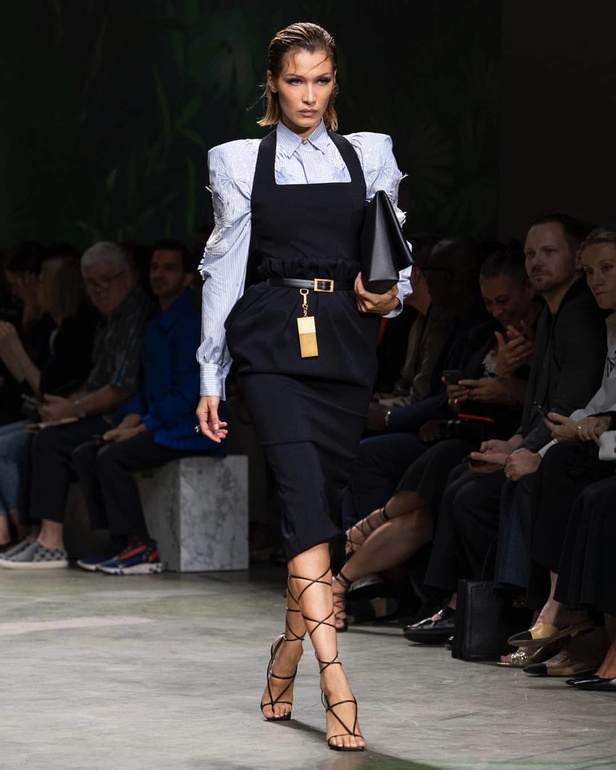 عرض ازياء Versace SS20