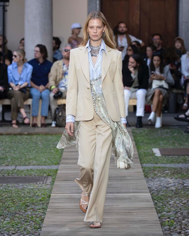 اسبوع الموضة في ميلان 2019  مجموعة ETRO لربيع وصيف 2020