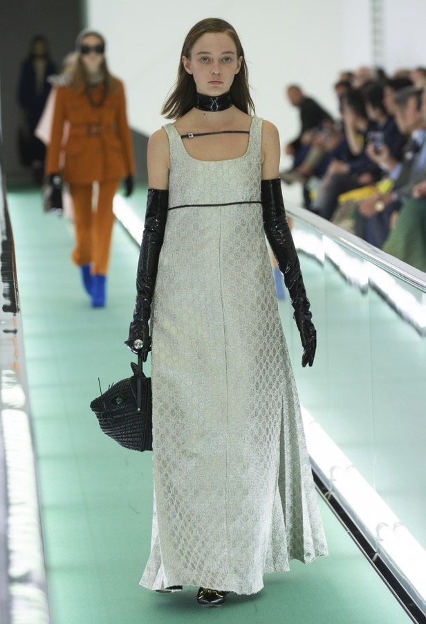 اسبوع الموضة في ميلان 2019 عرض أزياء GUCCI لربيع وصيف 2020