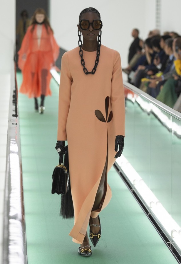 اسبوع الموضة في ميلان 2019 عرض أزياء GUCCI لربيع وصيف 2020