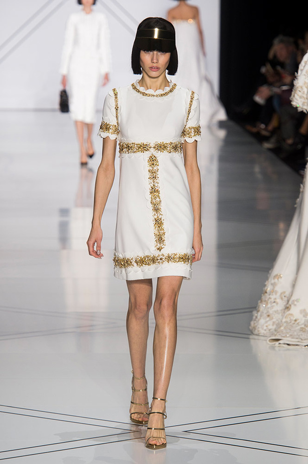 مجموعة الأزياء الراقية من رالف أند روسو لربيع 2017