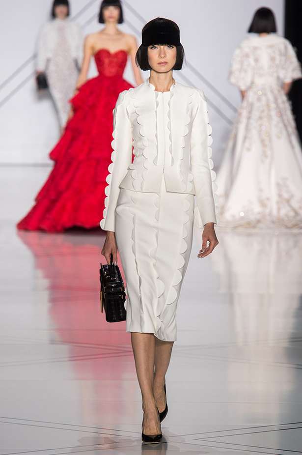 مجموعة الأزياء الراقية من رالف أند روسو لربيع 2017