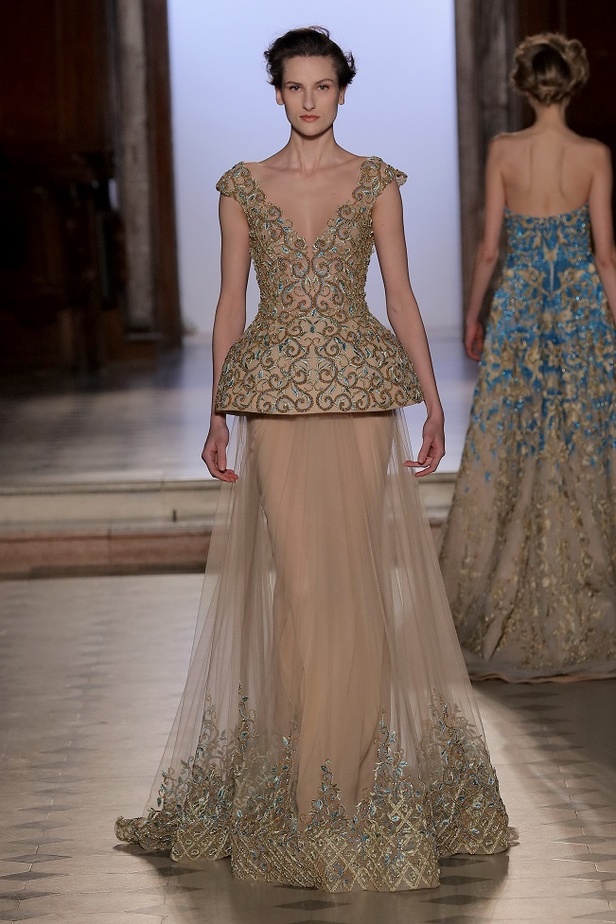 مجموعة الألبسة الراقية من طوني ورد لربيع 2017