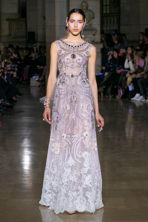 مجموعة جورج حبيقة للأزياء الفاخرة لربيع وصيف 2017  !