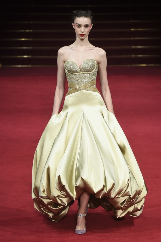 عرض أزياء Alexis Mabille لربيع 2018