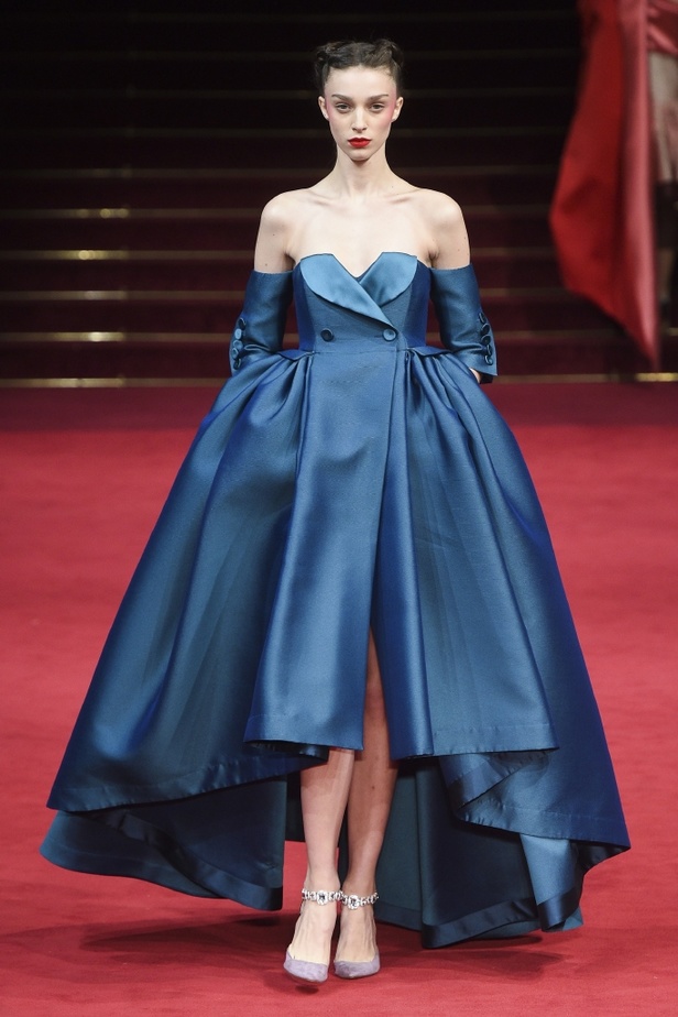 عرض أزياء Alexis Mabille لربيع 2018