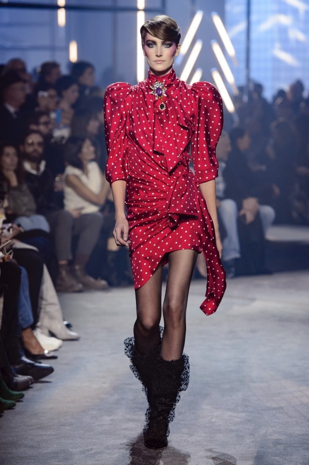 مجموعة Alexandre Vauthier للهوت كوتور لربيع وصيف 2018 