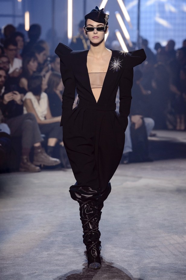 مجموعة Alexandre Vauthier للهوت كوتور لربيع وصيف 2018 