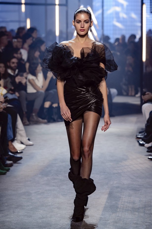 مجموعة Alexandre Vauthier للهوت كوتور لربيع وصيف 2018 