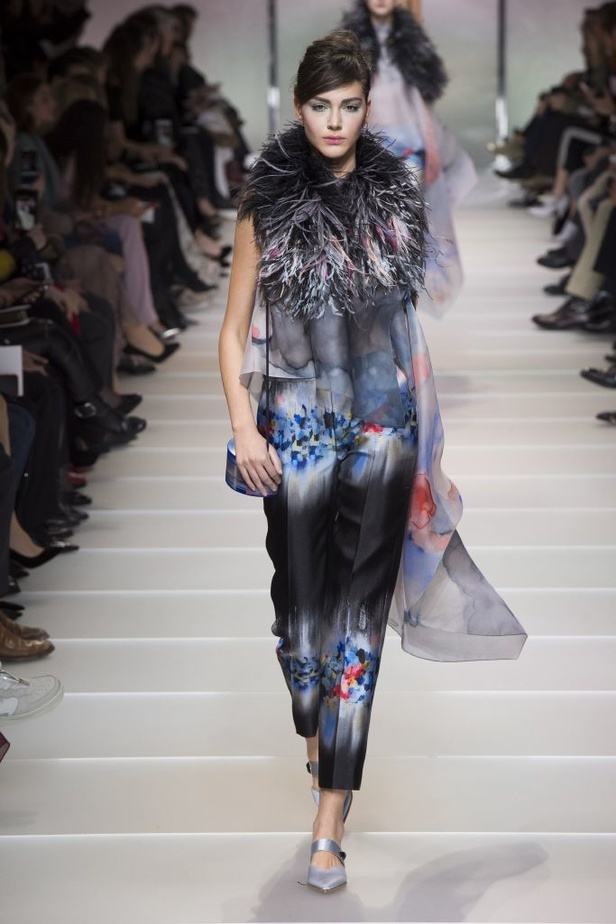 مجموعة Giorgio Armani للهوت كوتور لربيع وصيف 2018