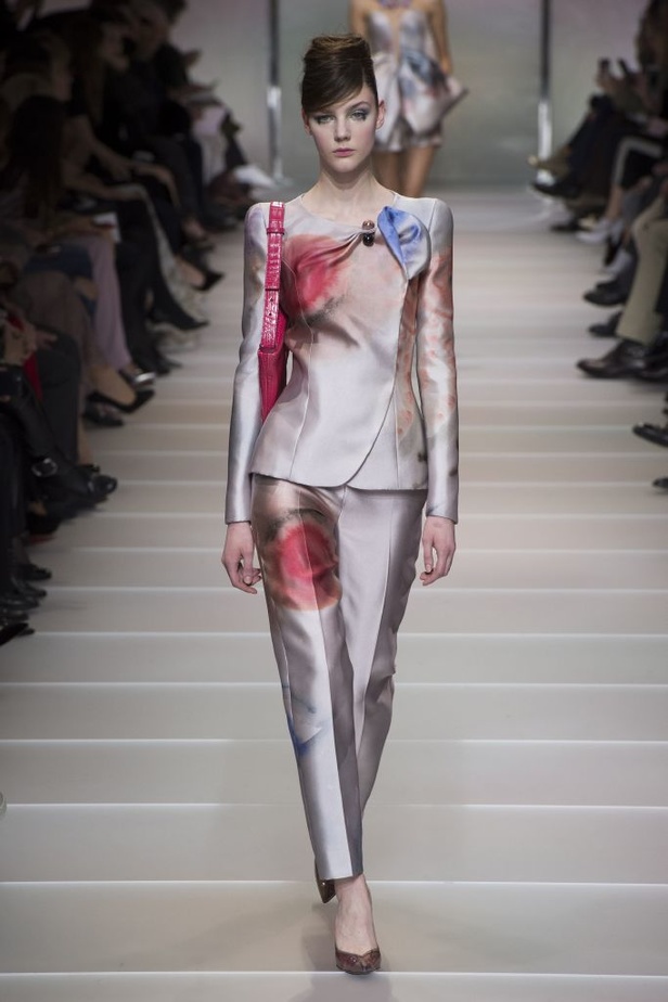 مجموعة Giorgio Armani للهوت كوتور لربيع وصيف 2018