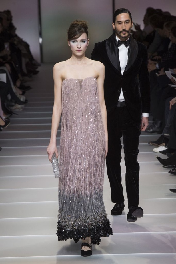 مجموعة Giorgio Armani للهوت كوتور لربيع وصيف 2018