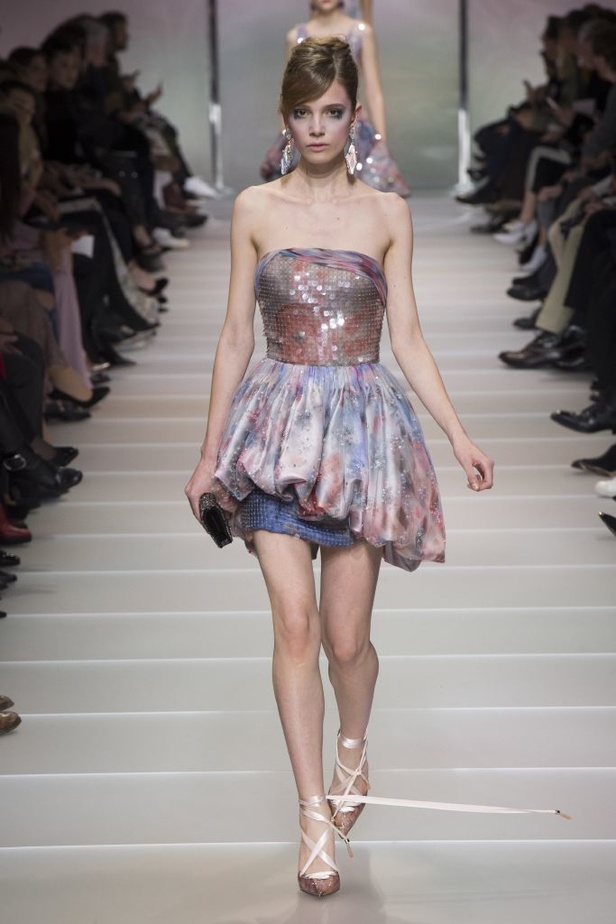 مجموعة Giorgio Armani للهوت كوتور لربيع وصيف 2018