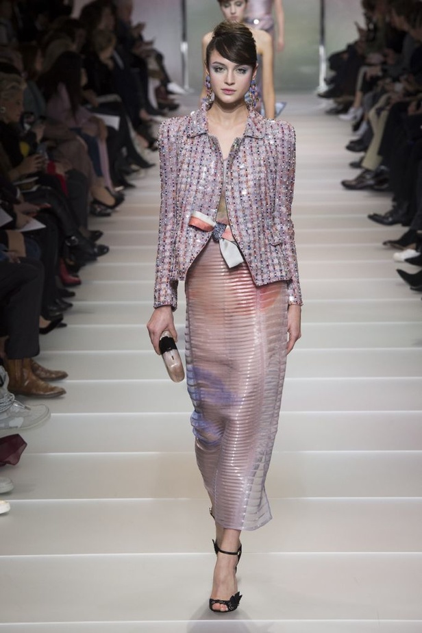 مجموعة Giorgio Armani للهوت كوتور لربيع وصيف 2018