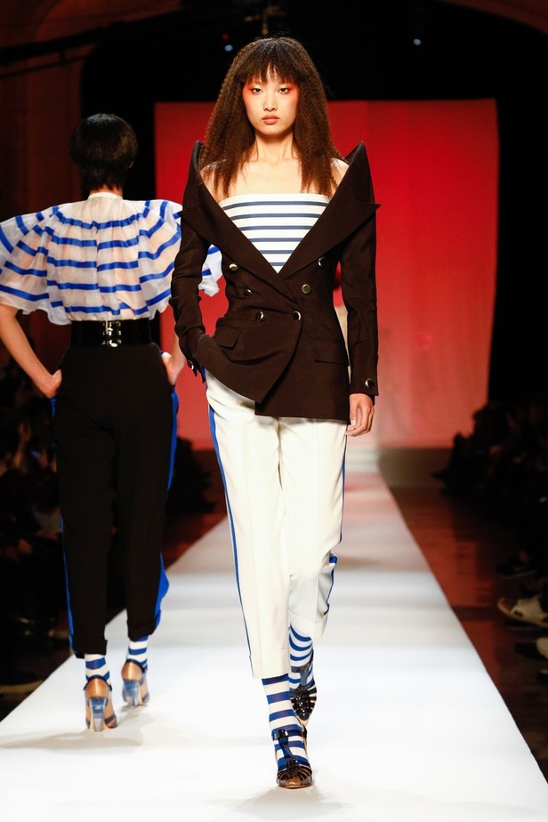 مجموعة الألبسة الراقية من جان بول غوتييه لربيع 2019