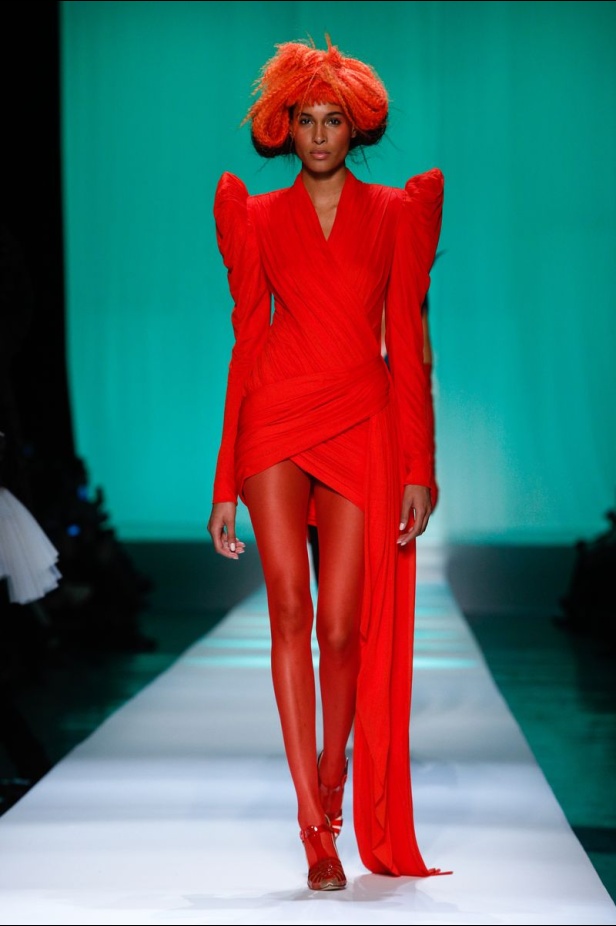 مجموعة الألبسة الراقية من جان بول غوتييه لربيع 2019